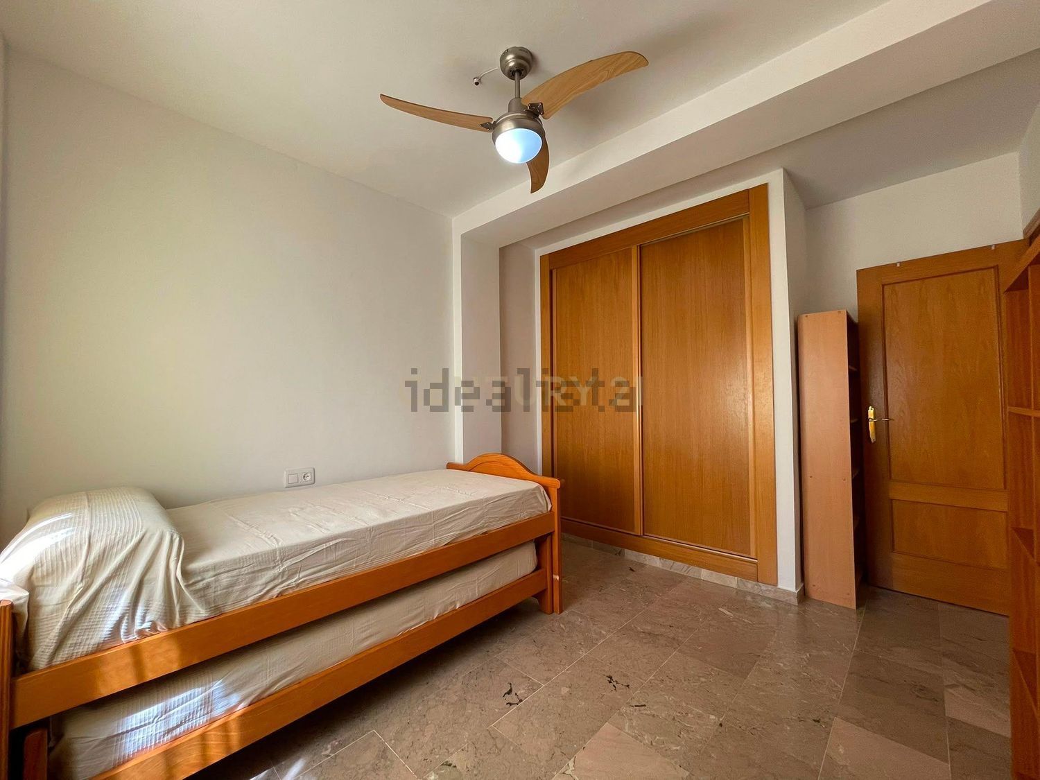 Casa de 219 m² en Armilla