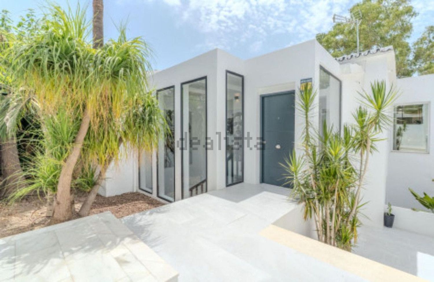 Haus 350 m² in Marbella