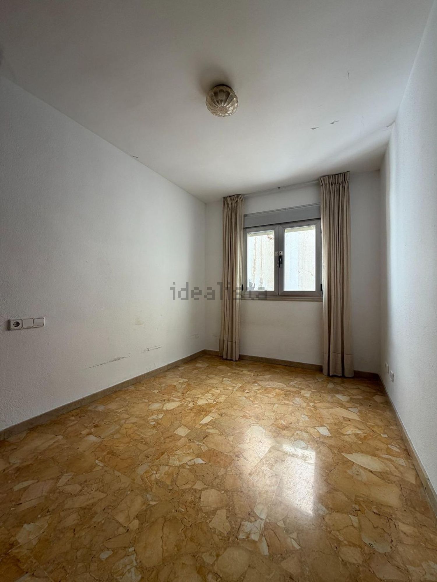 Piso de 140 m² en Almería