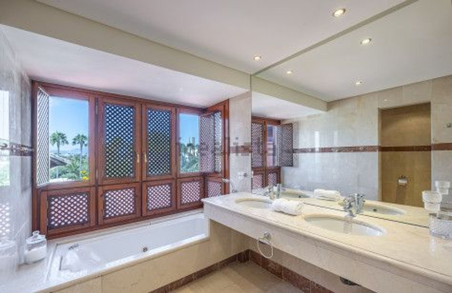 Pis de 278 m² a Estepona