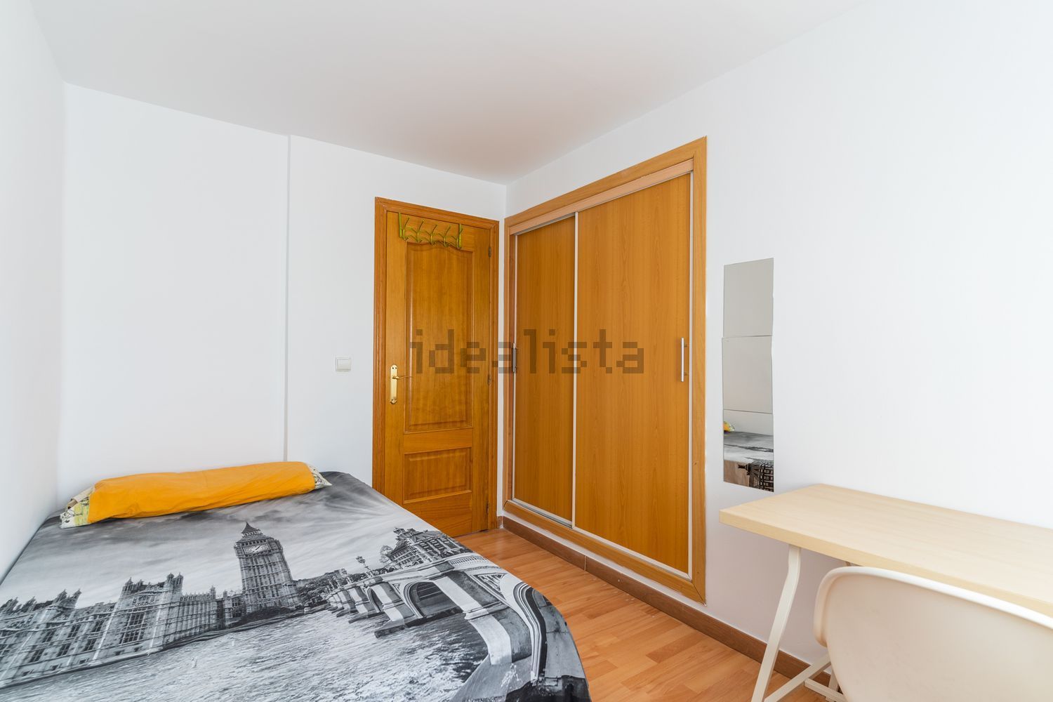 Pis de 75 m² a València
