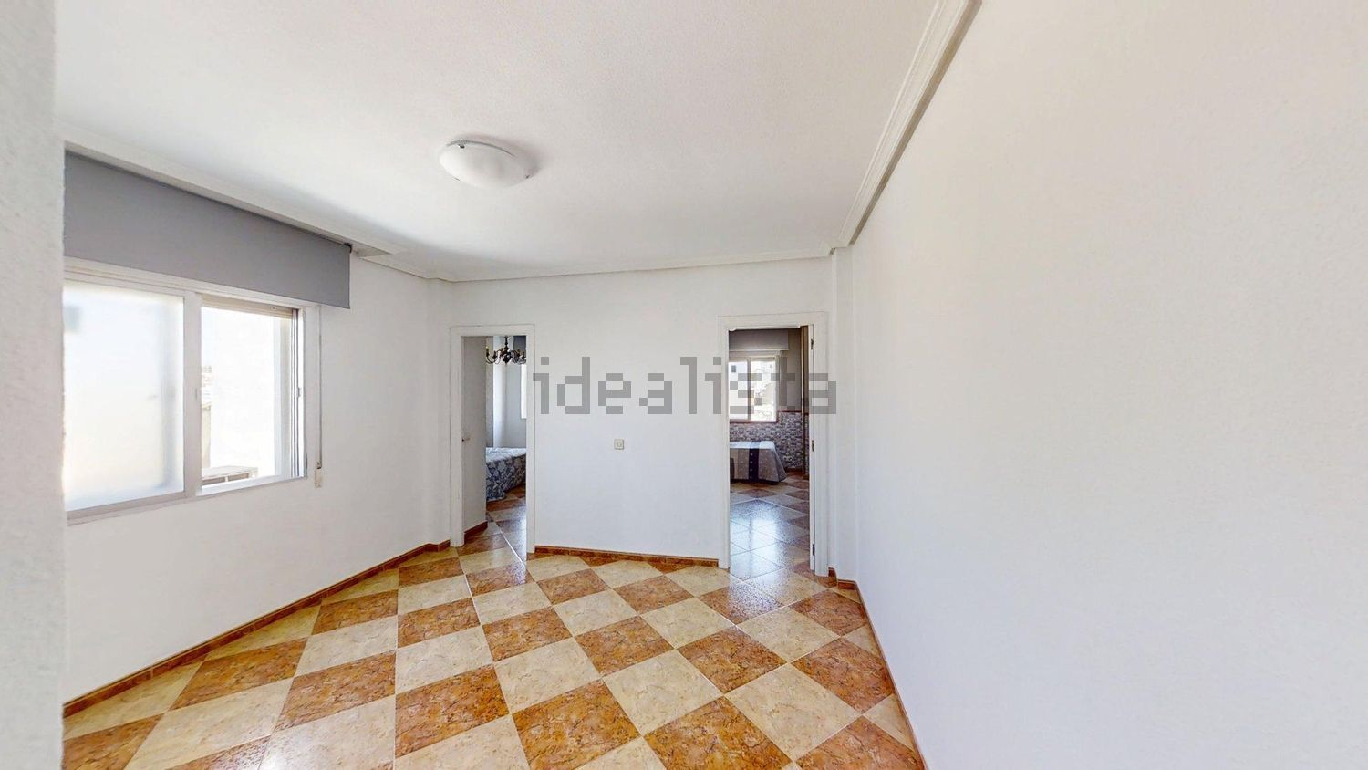 Piso de 105 m² en Bailén