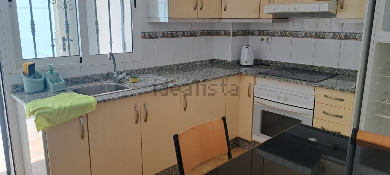 Casa de 100 m² a Oriola
