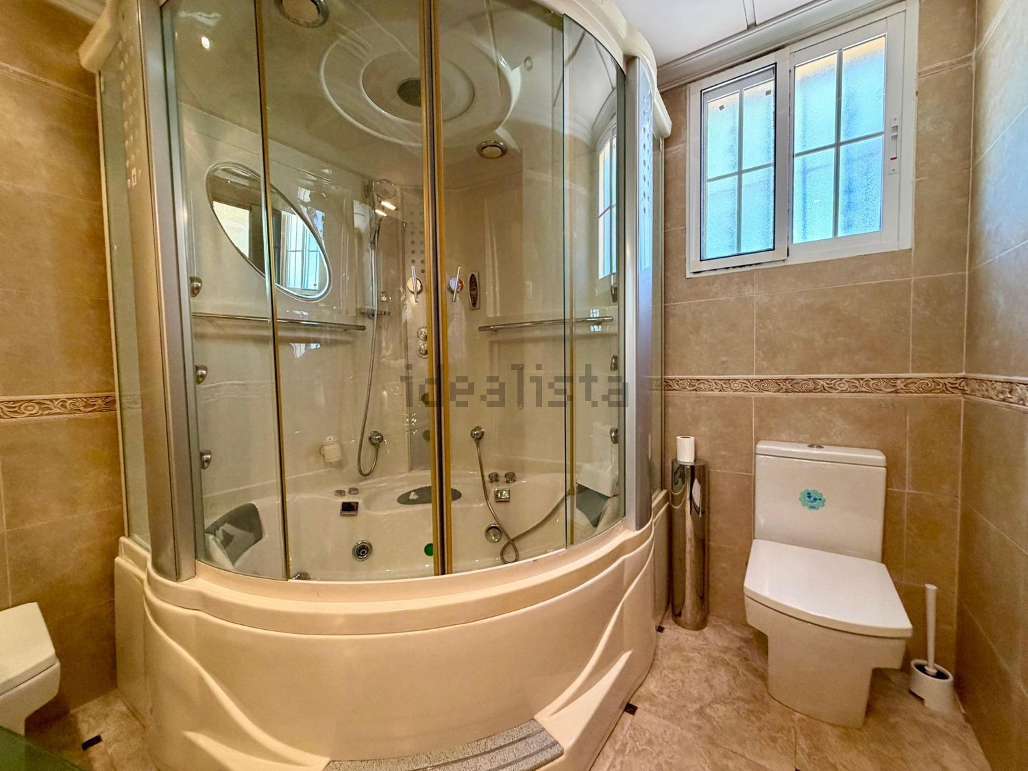 Casa de 387 m² a Torrevella