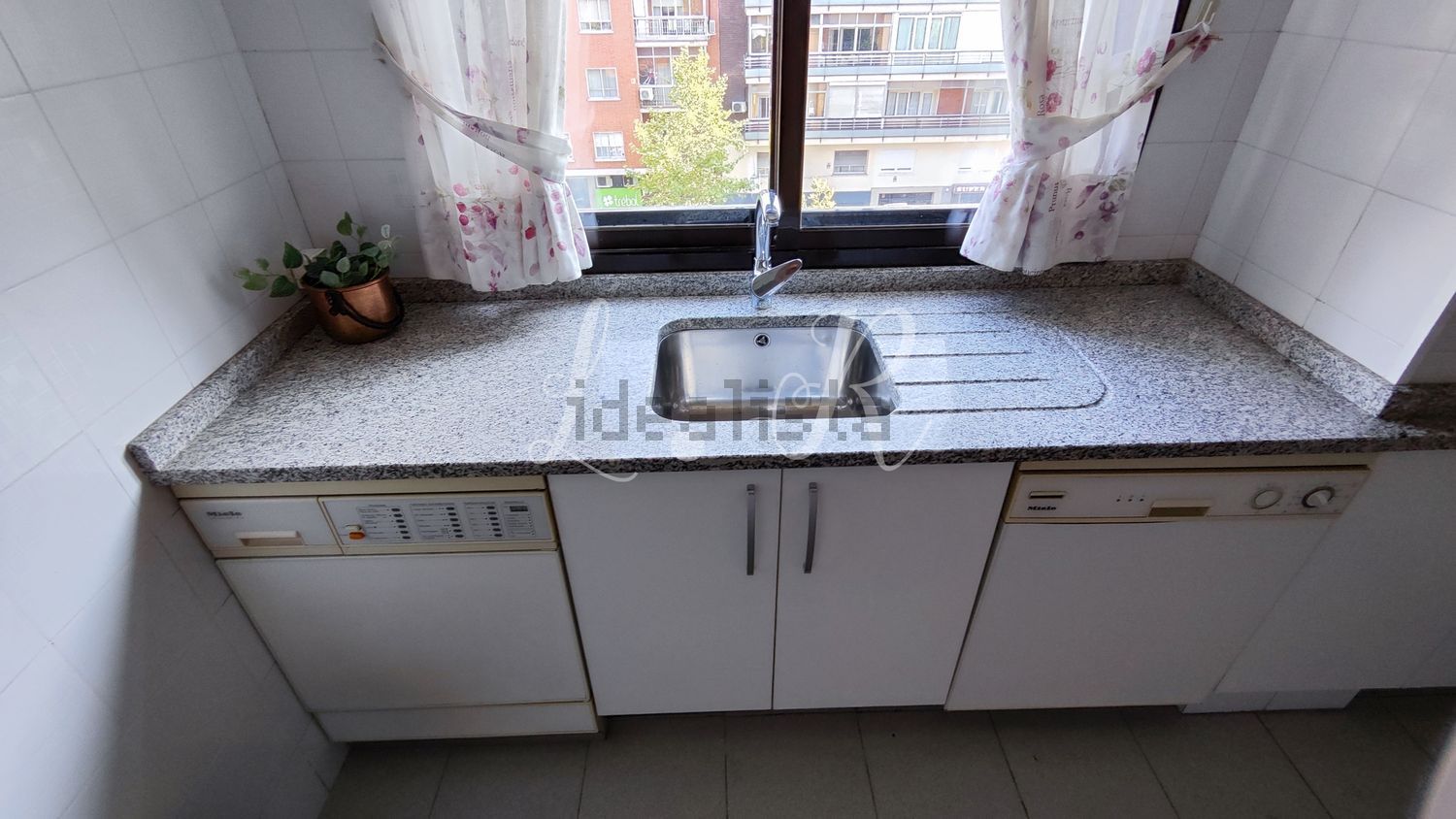Wohnung 195 m² in Madrid