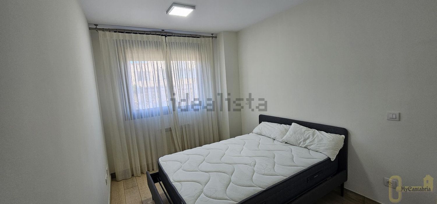 Flat 77 m² in Santander