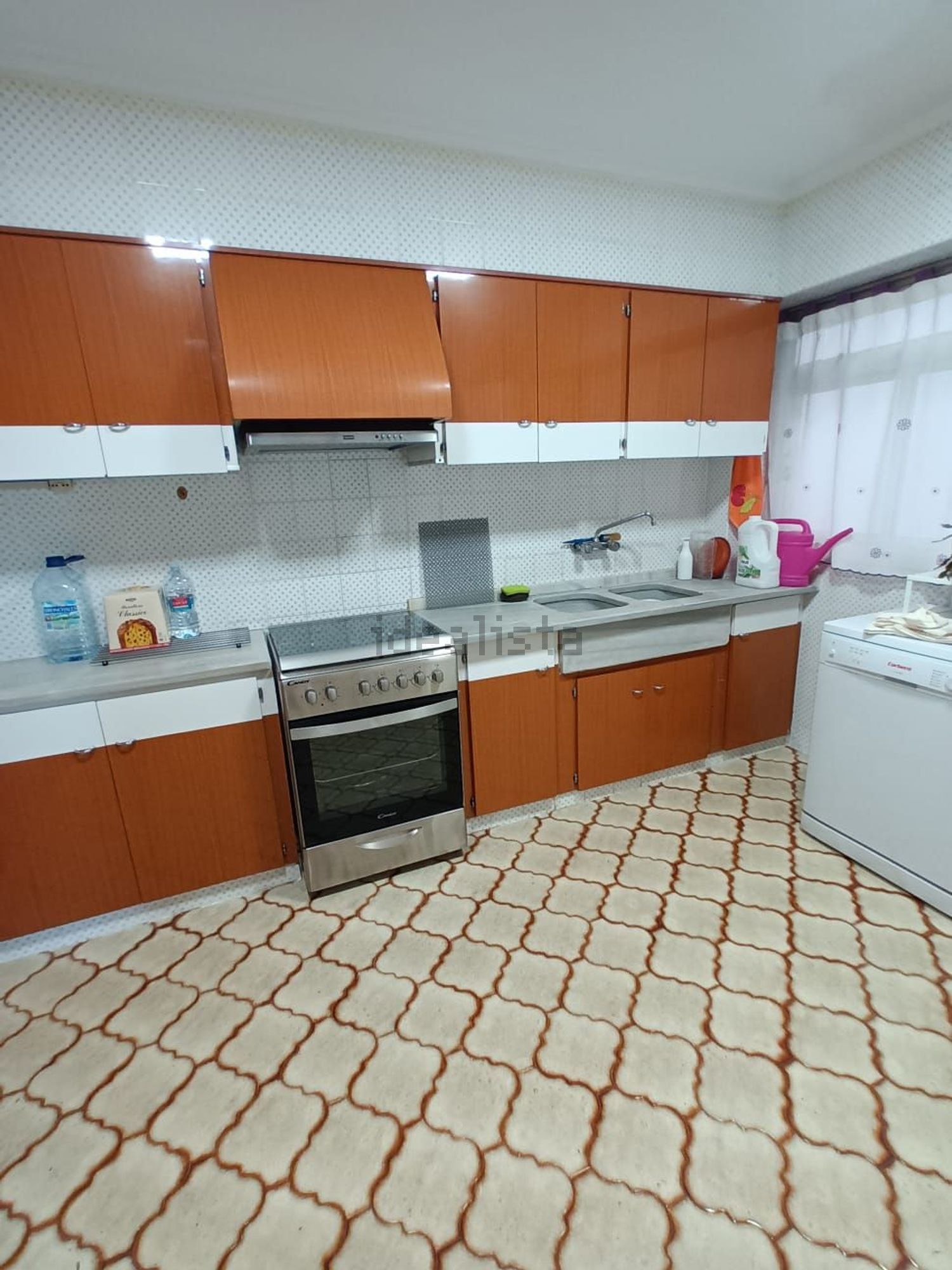 Habitació de lloguer, Burjassot