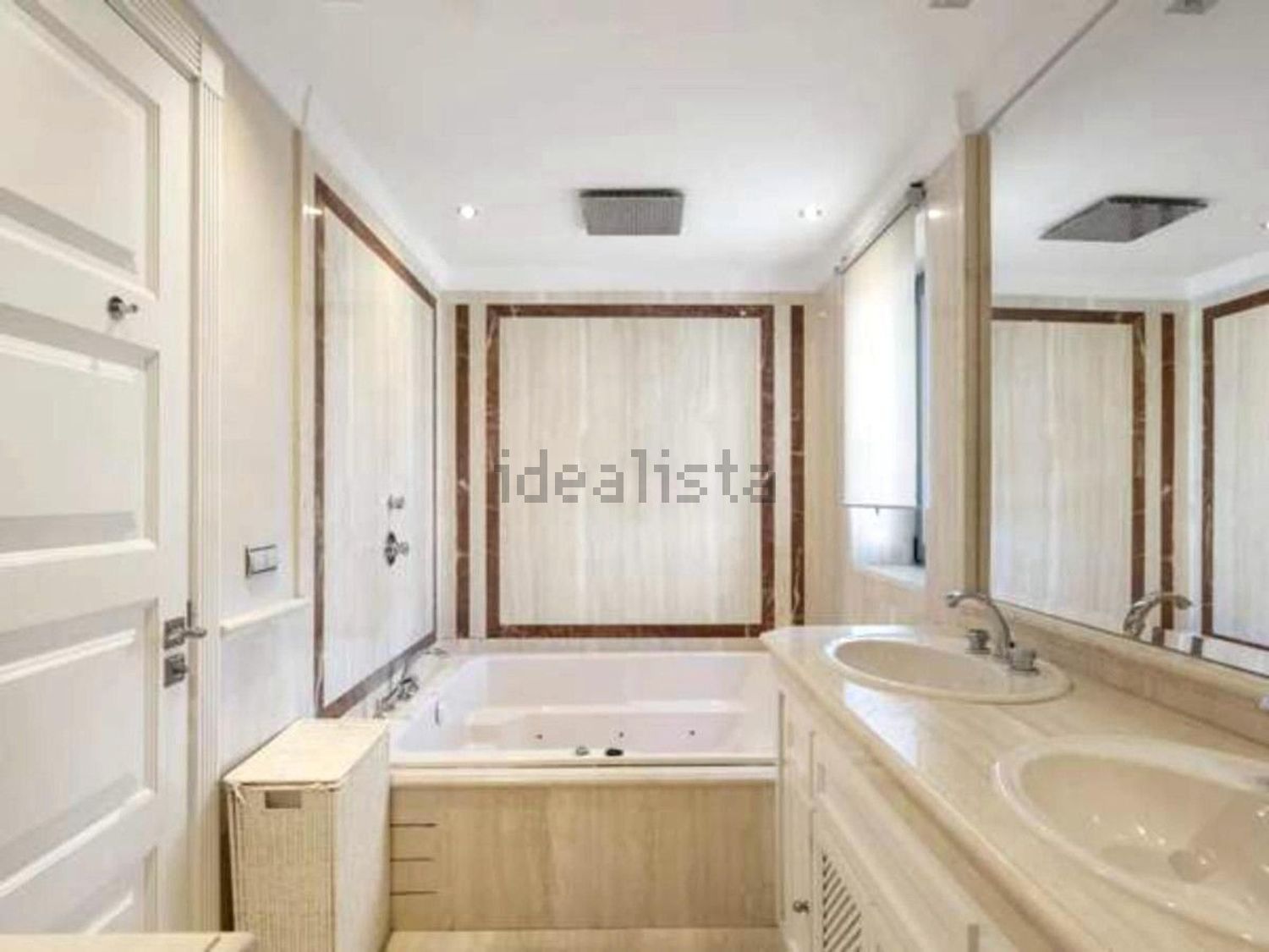 Haus 604 m² in Marbella
