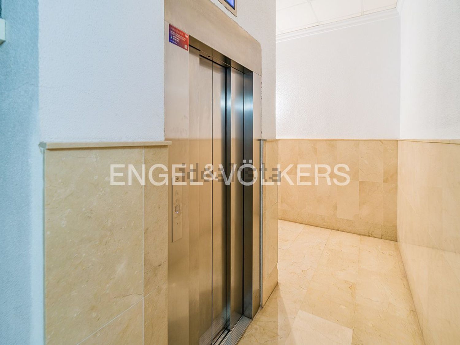 Pis de 100 m² a Alacant