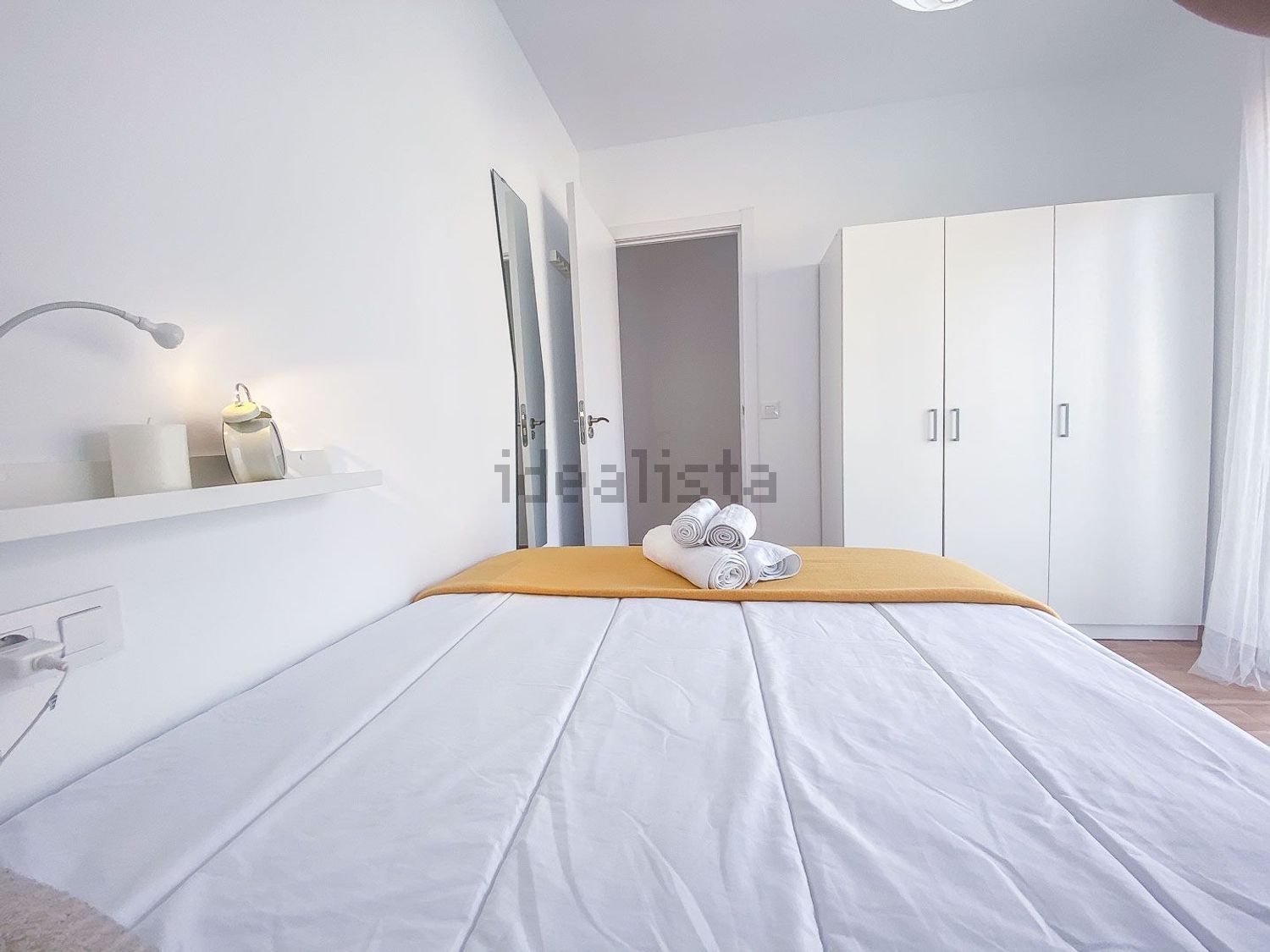 Room for rent, Seville