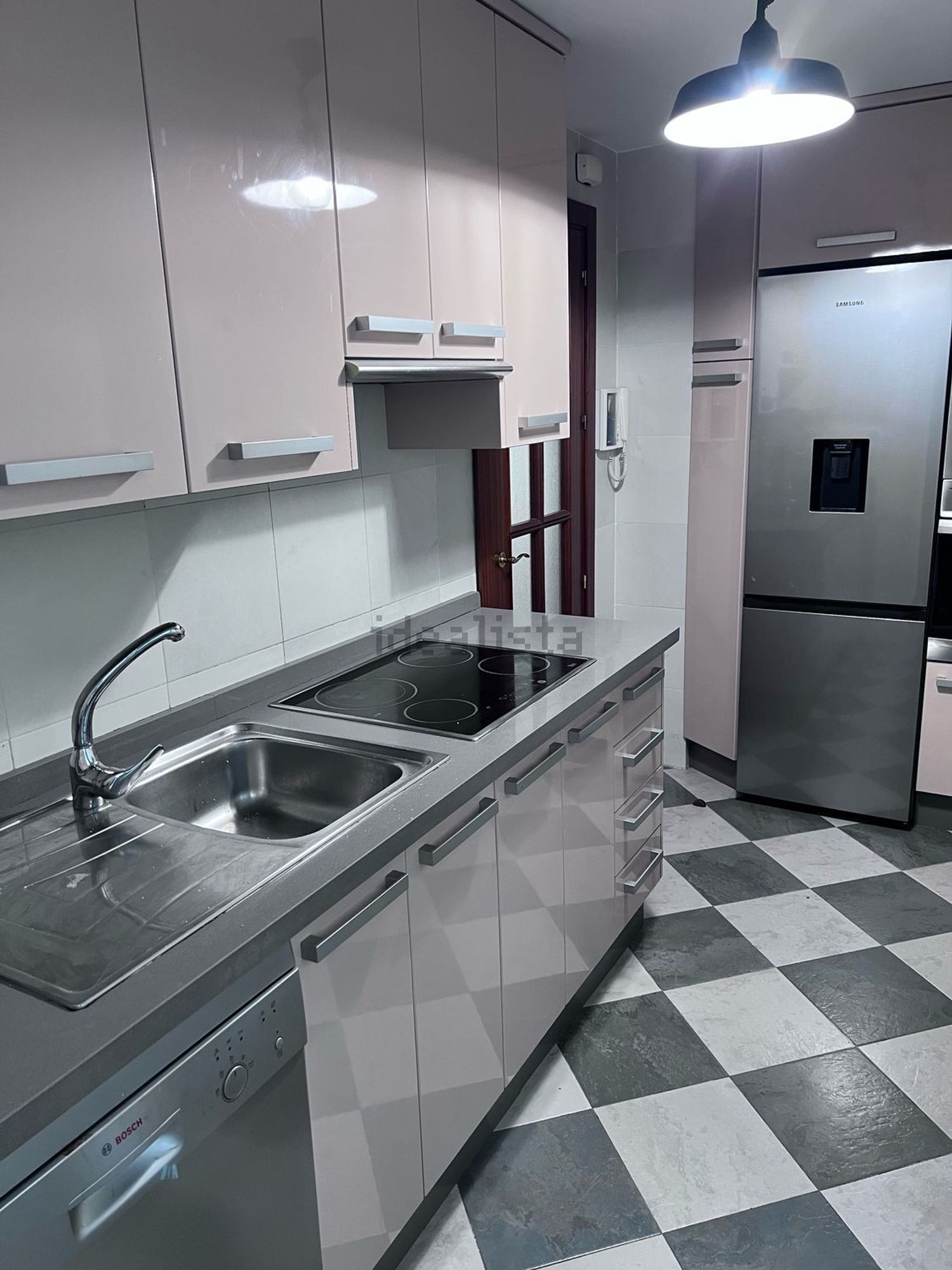 Piso de 90 m² en Sevilla