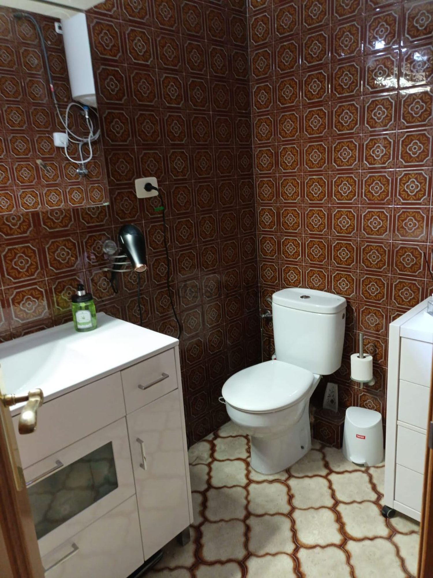 Habitació de lloguer, Burjassot
