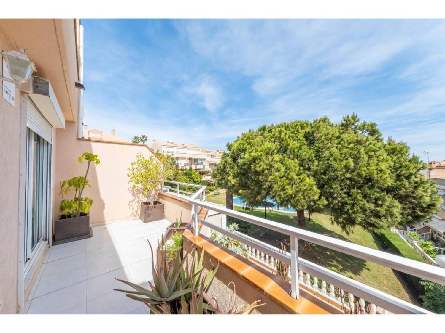 Будинок 300 м² у Alacant / Alicante