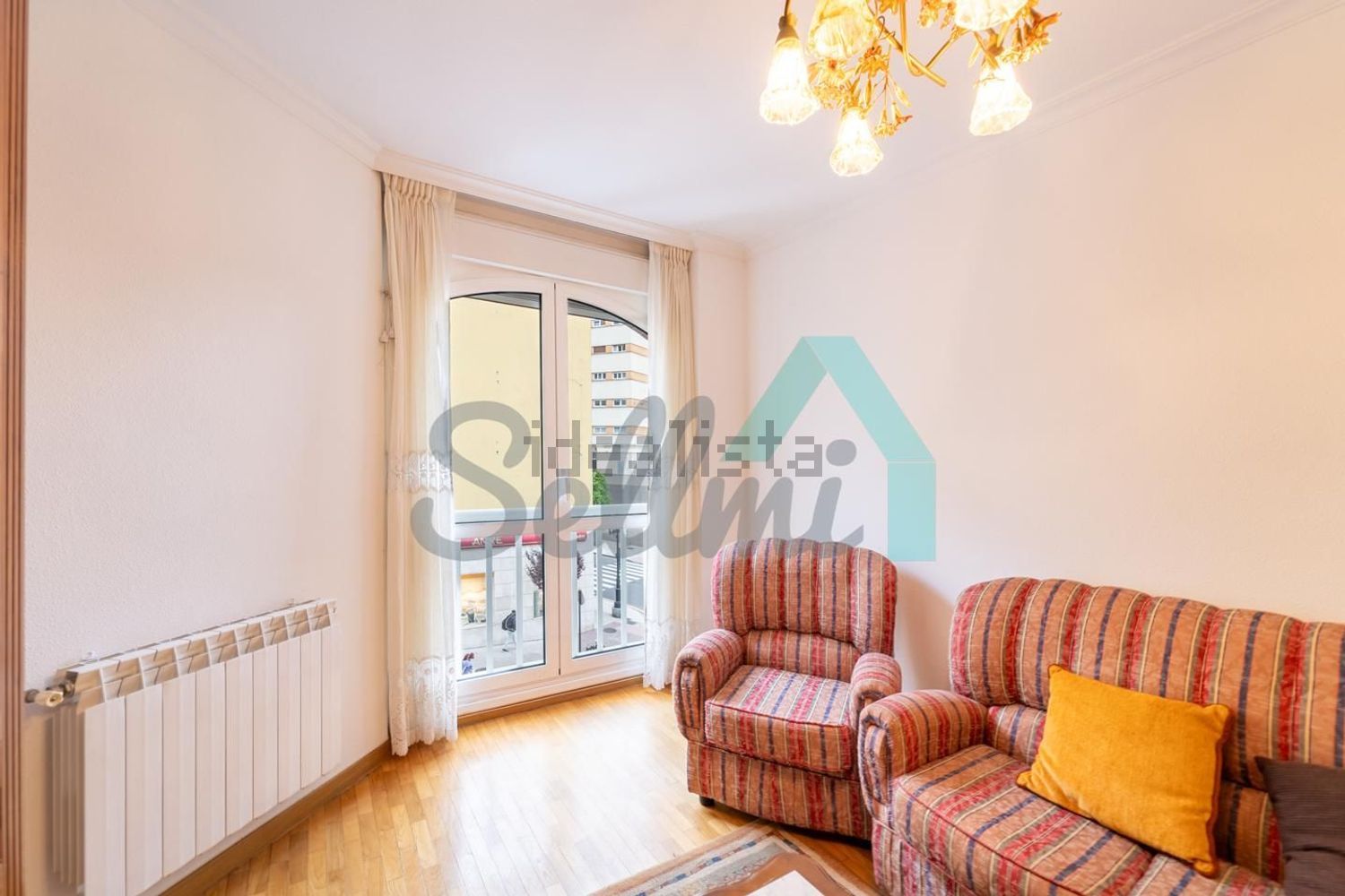 Pis de 75 m² a Oviedo