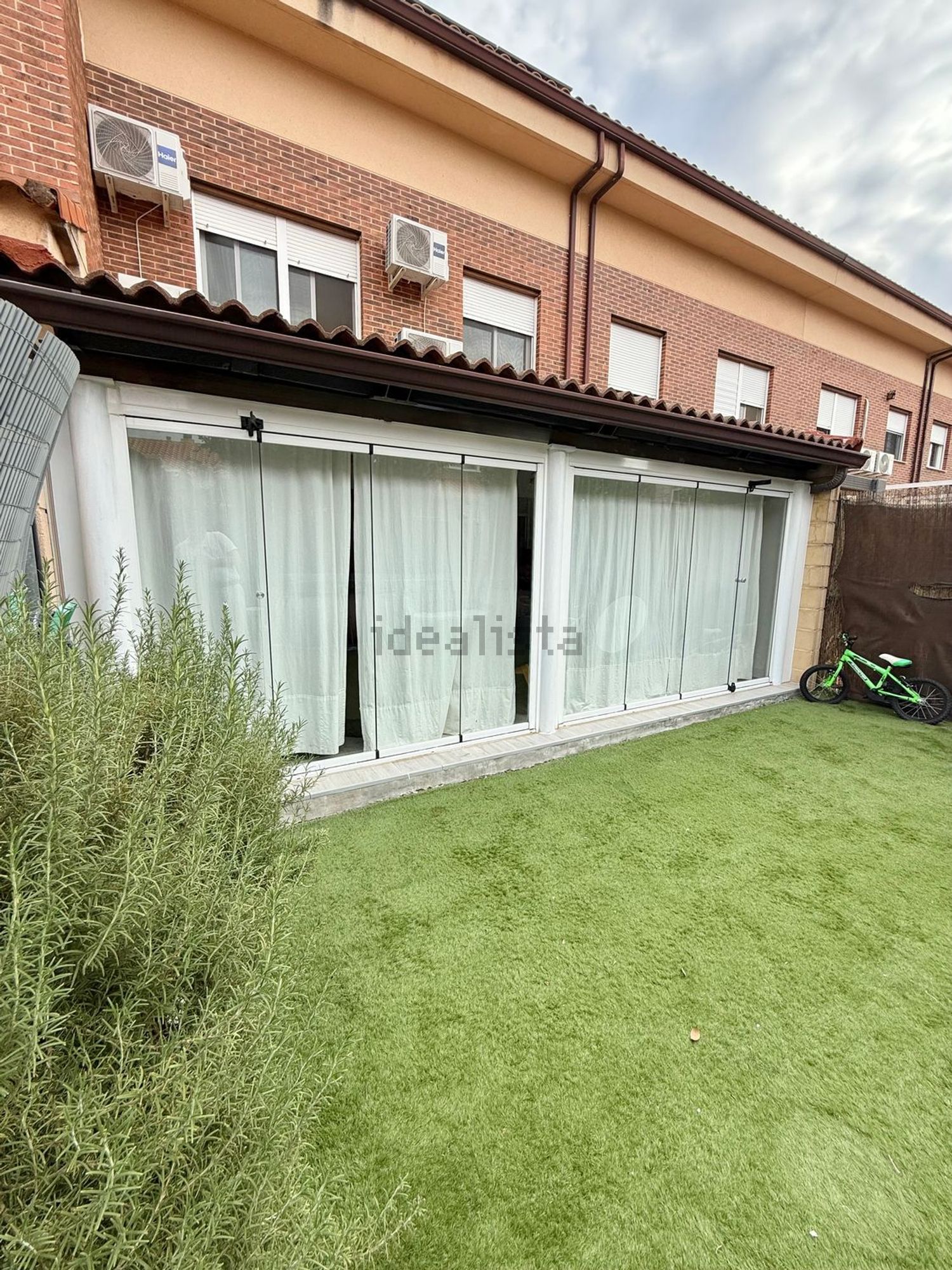 Casa de 150 m² a Alovera