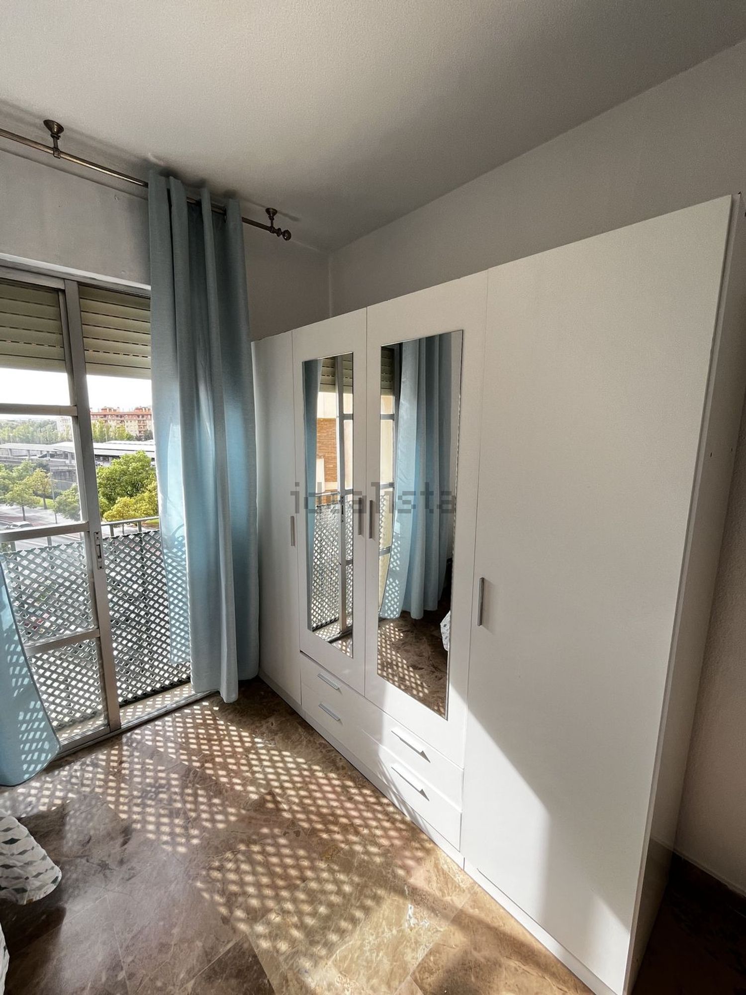 Pis de 85 m² a Còrdova