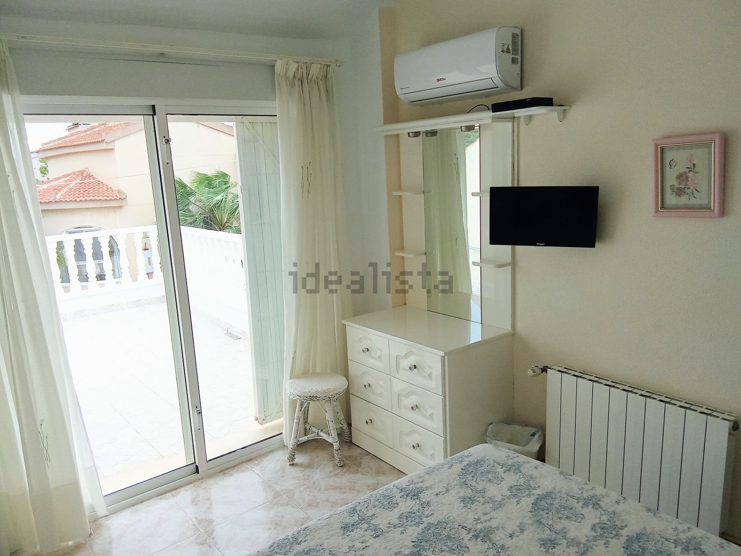 Habitació de lloguer, Rojals