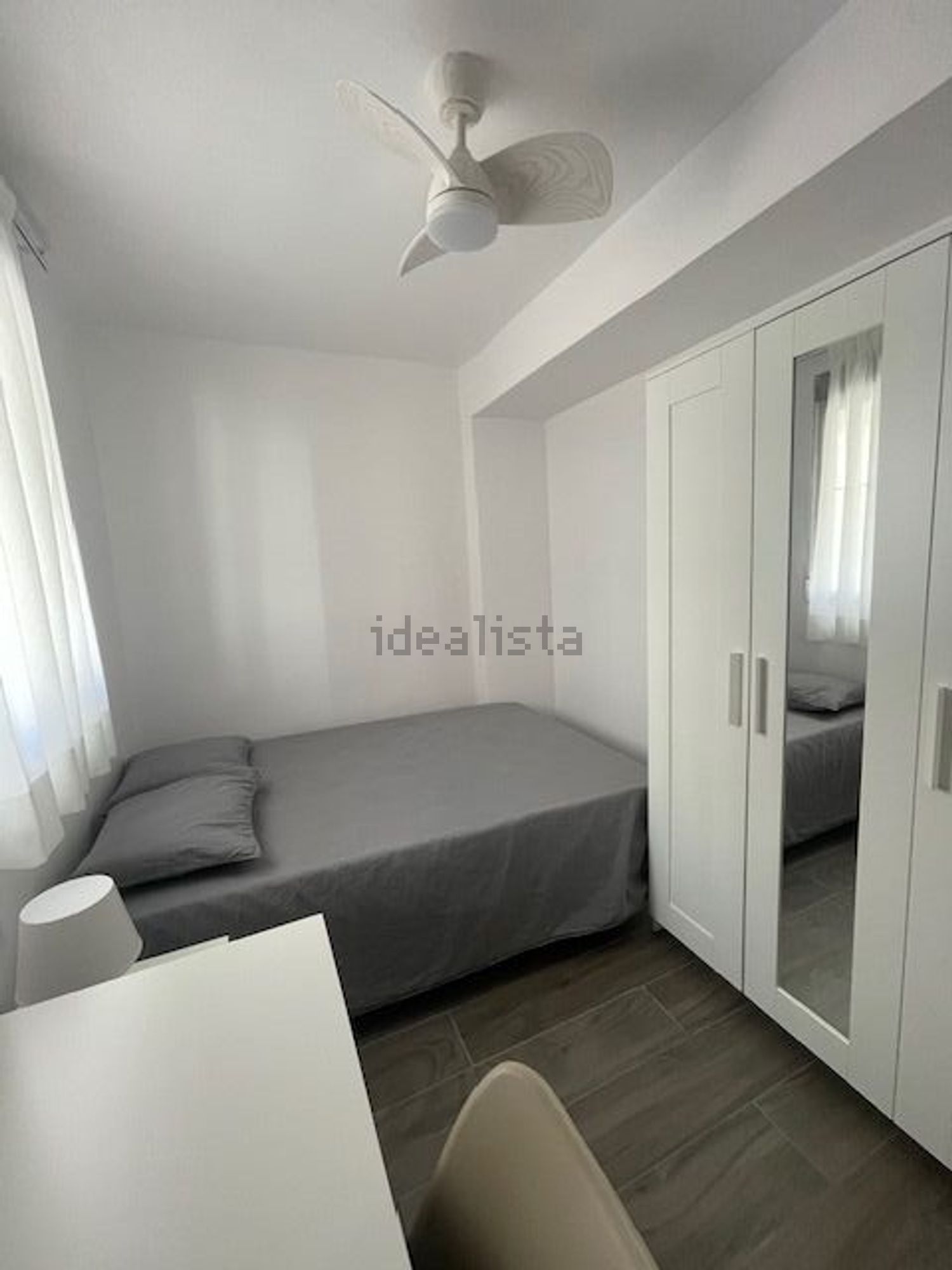 Chambre à louer, Valence