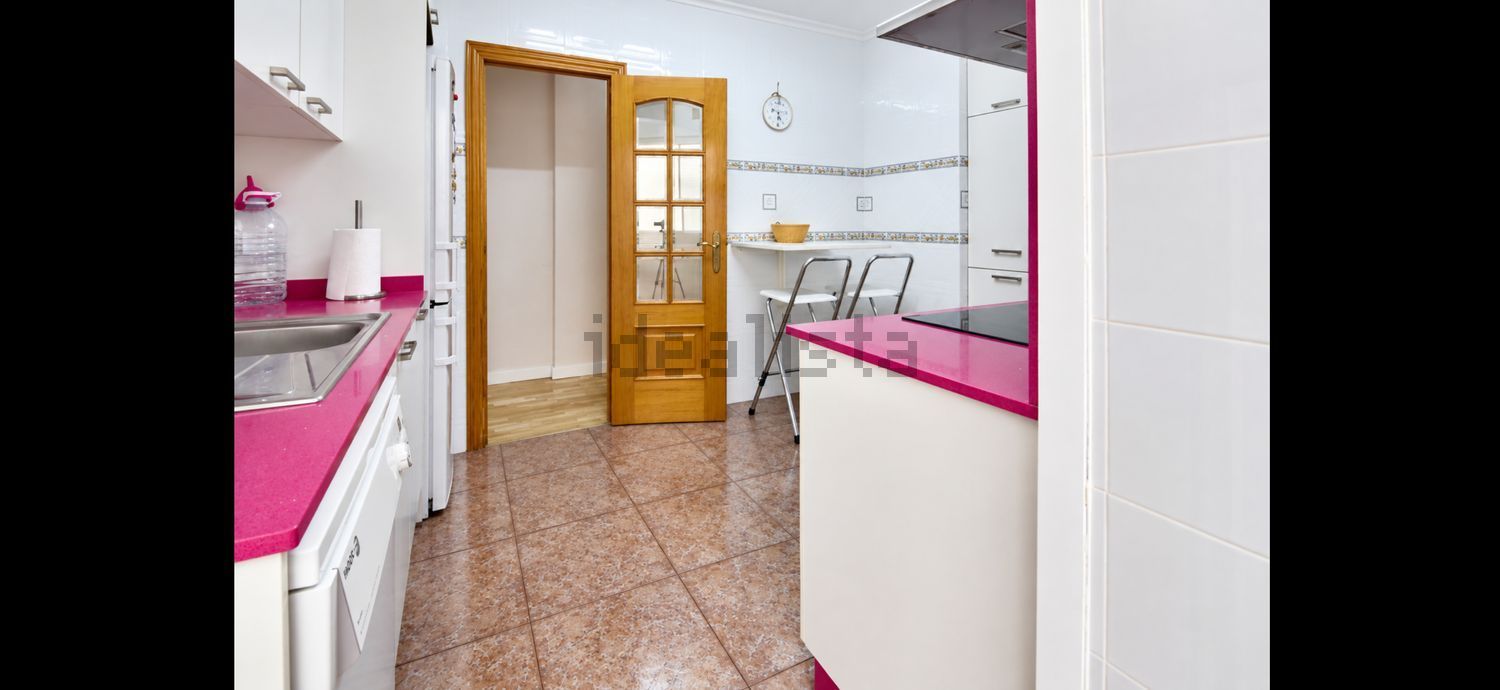 Piso de 130 m² en Benetússer