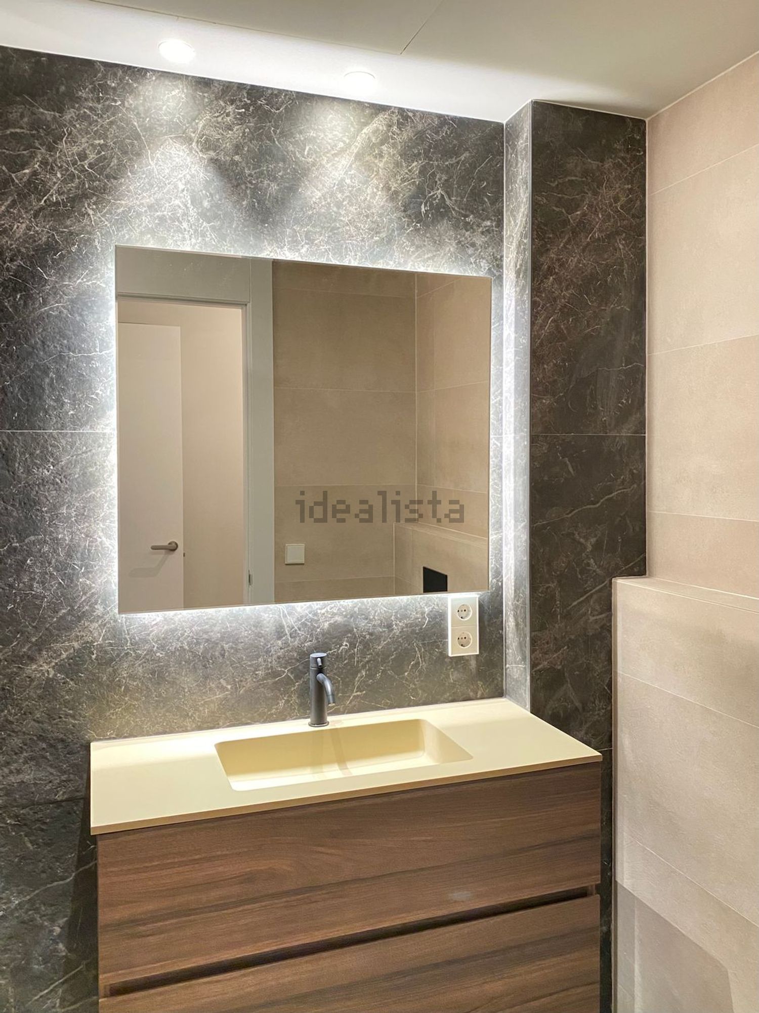 Piso de 80 m² en Zaragoza