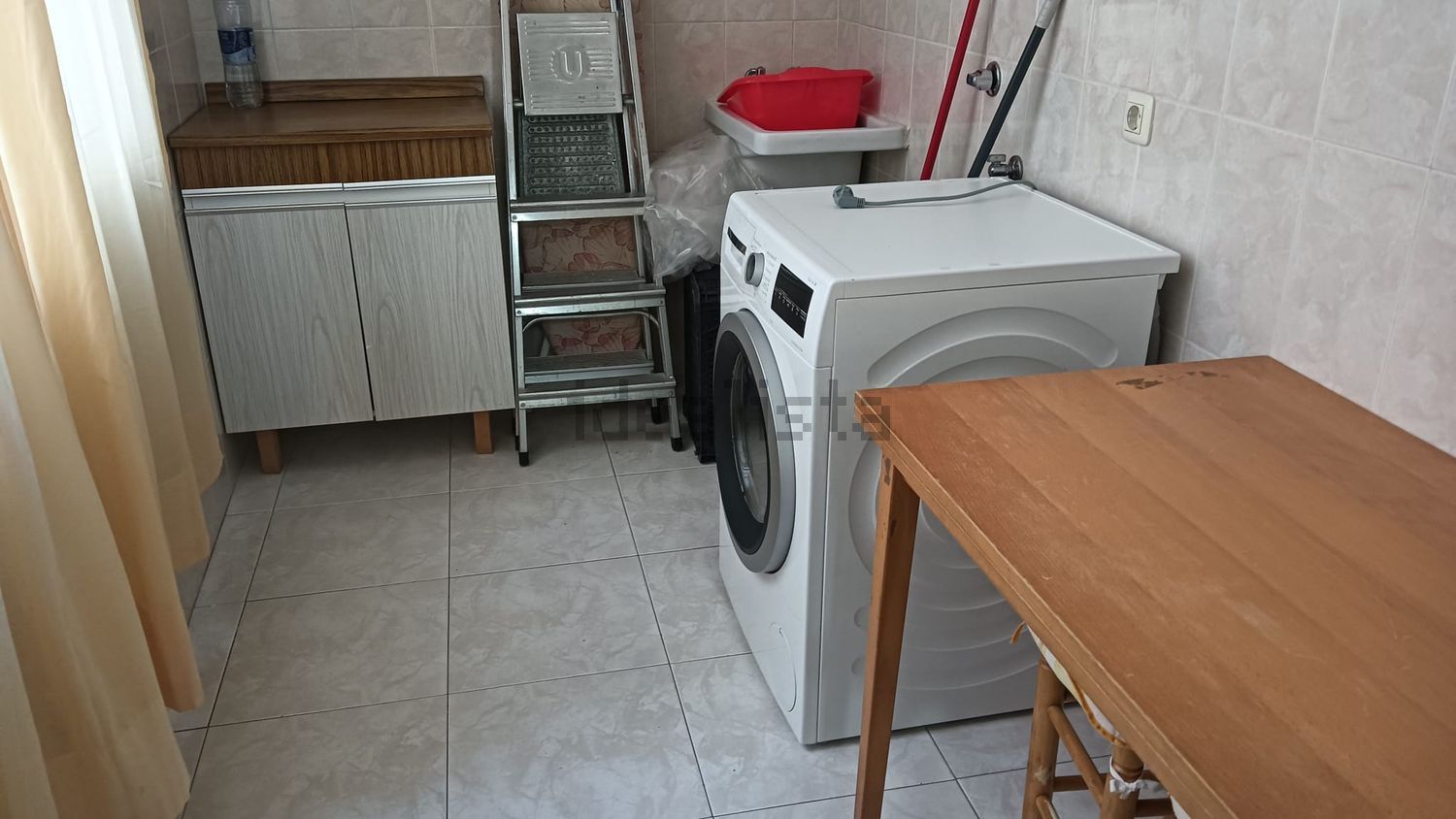 Piso de 100 m² en Baños de Montemayor