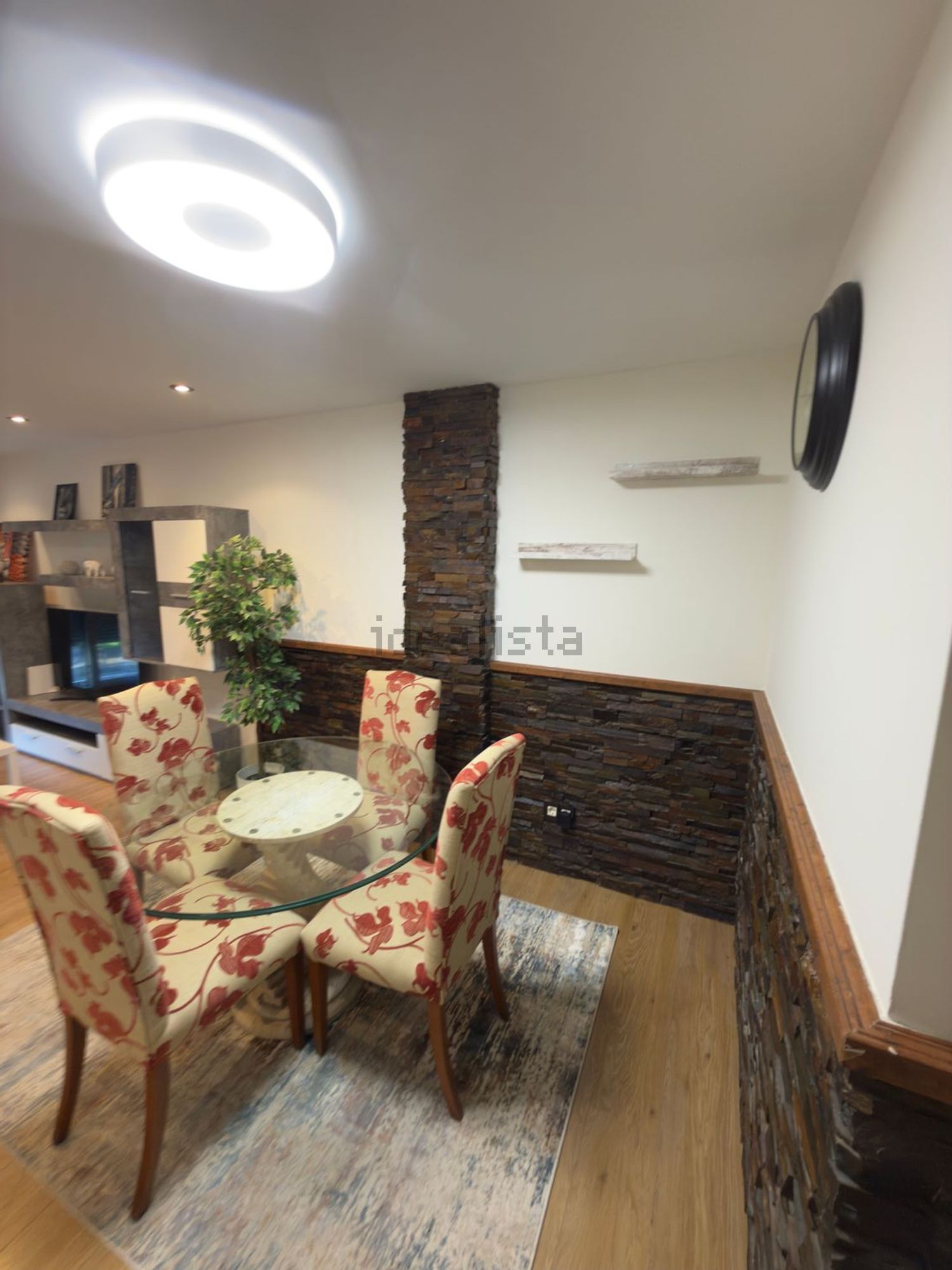 Piso de 80 m² en Castrillón