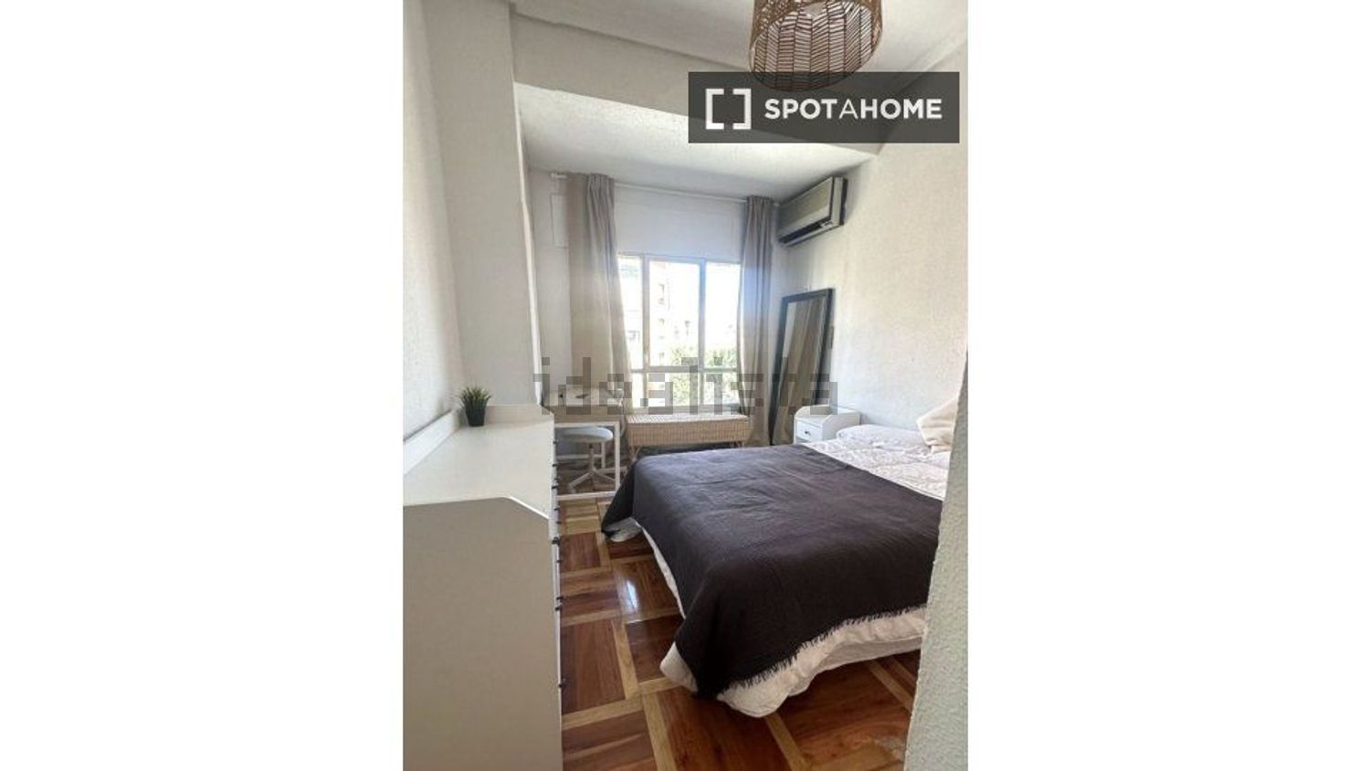 Habitació de lloguer, Madrid