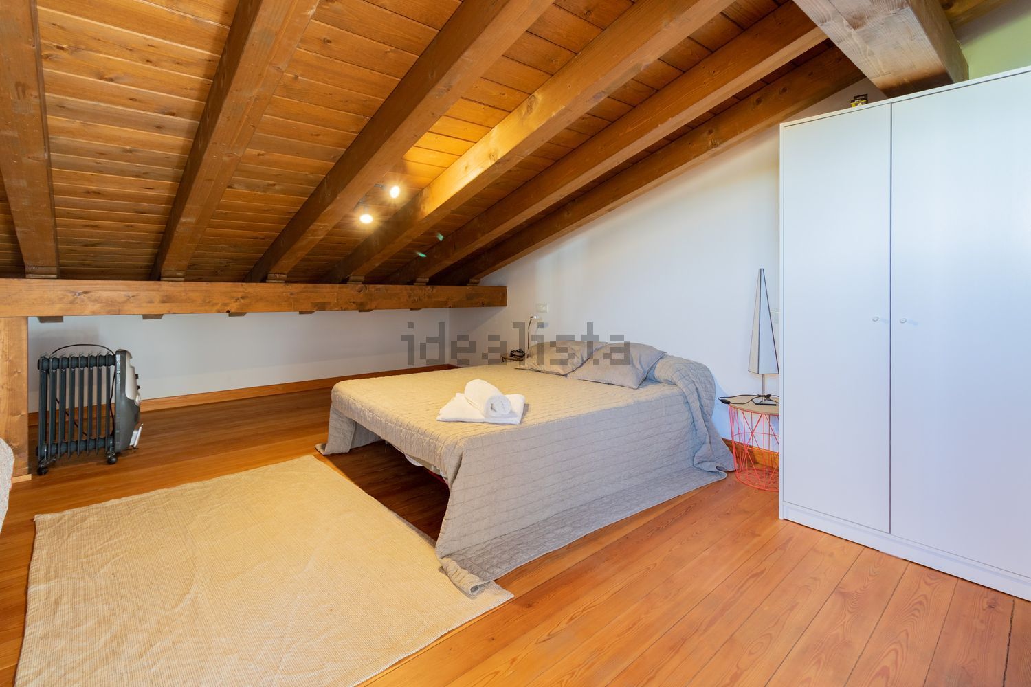 Flat 90 m² in Villamayor de Monjardín
