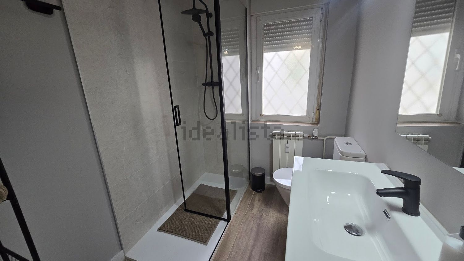 Pis de 92 m² a Àvila