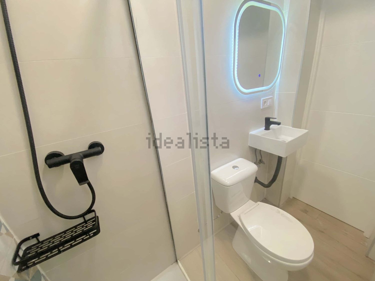 Habitación 200 m², Sevilla