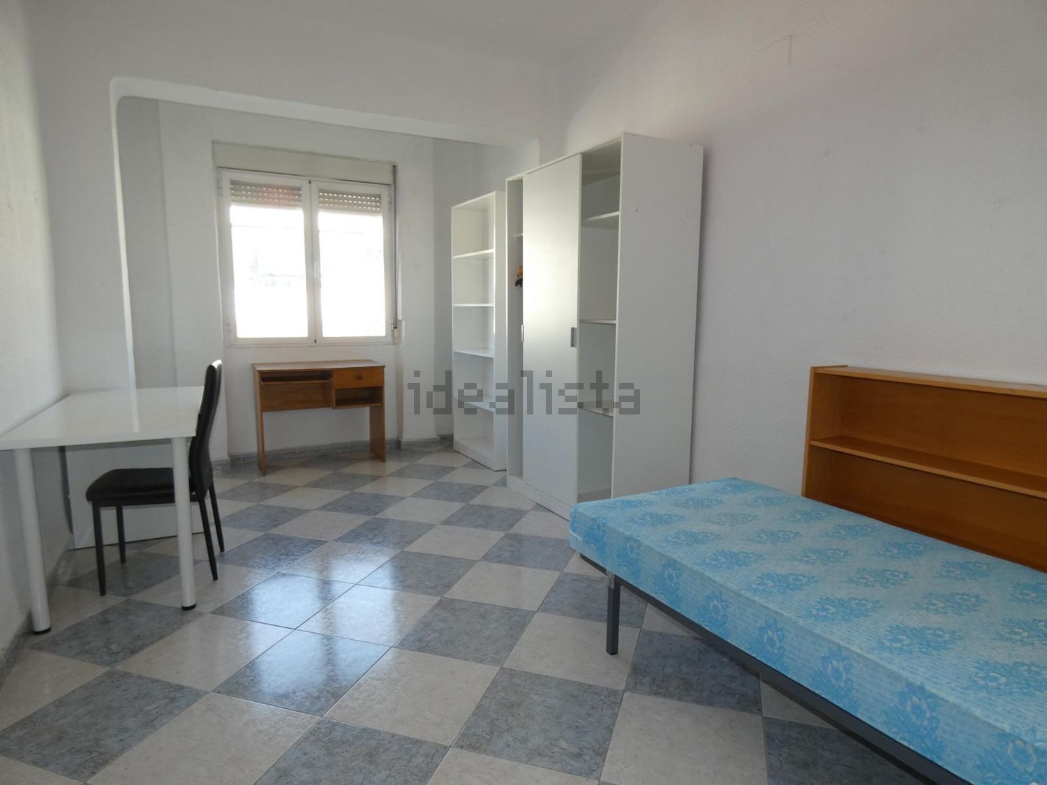 Piso de 100 m² en Granada