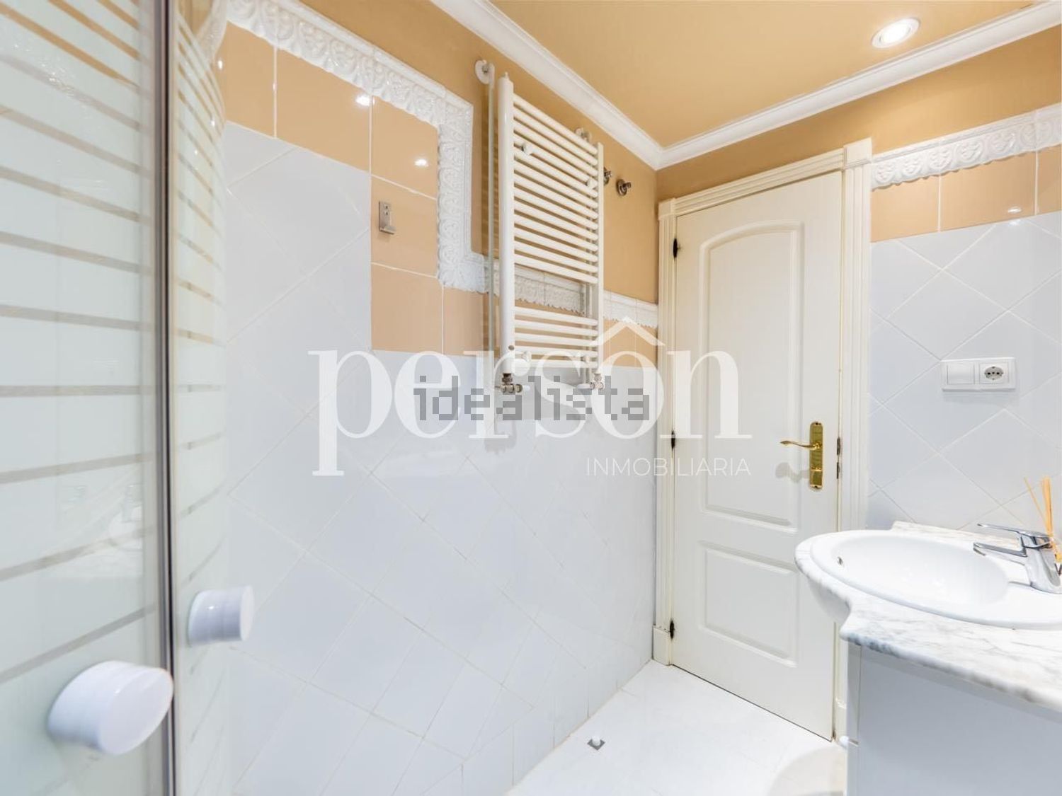 Wohnung 130 m² in Valencia