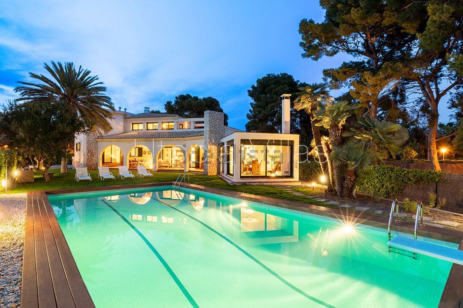 Maison 300 m² à Sitges