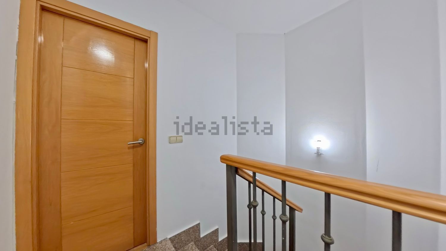 Habitació de lloguer, Alovera
