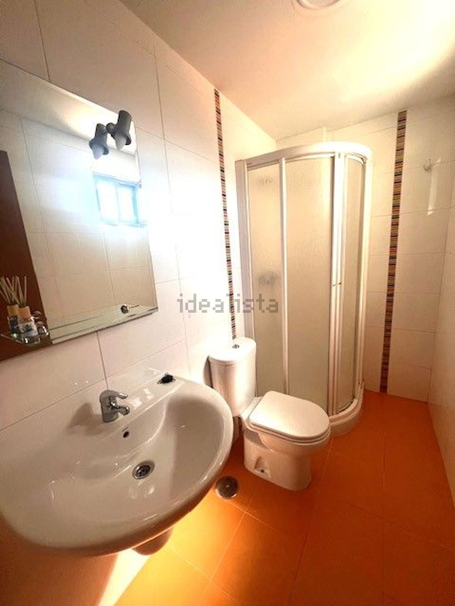 Piso de 80 m² en Oleiros