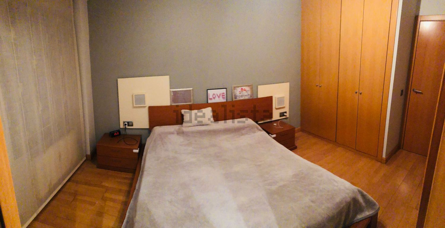 Pis de 100 m² a Pamplona