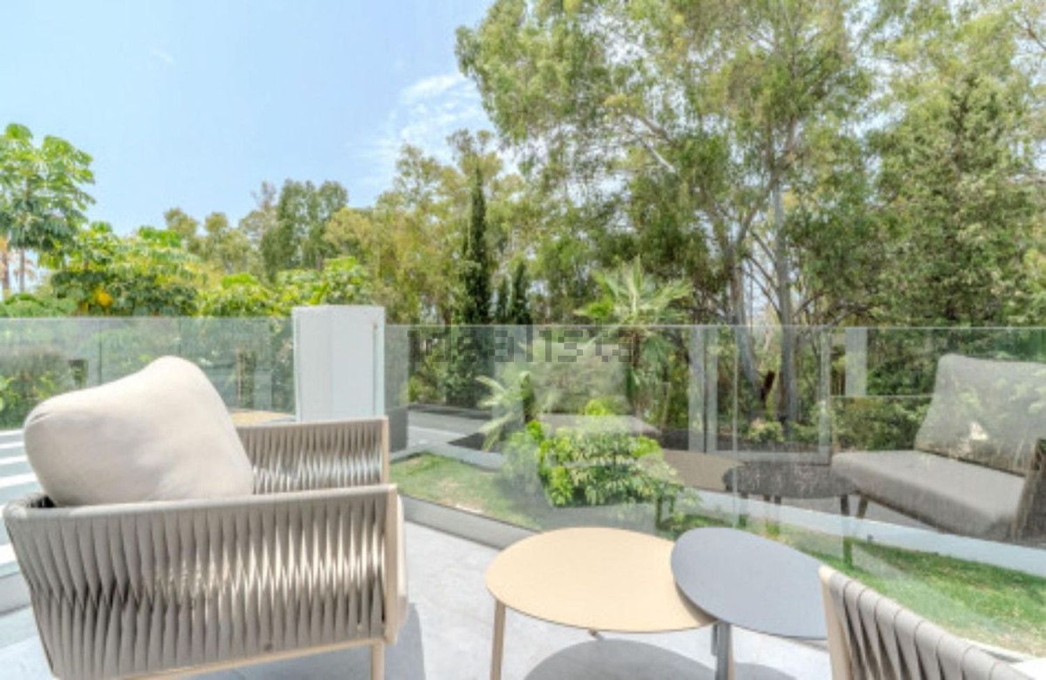 Haus 350 m² in Marbella