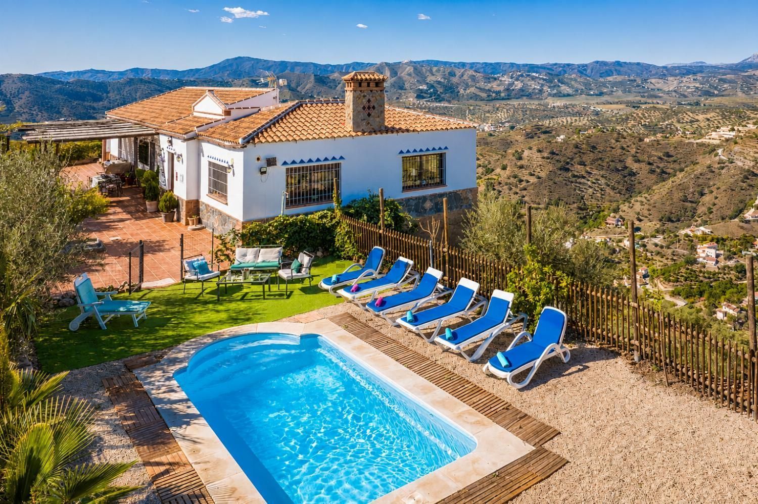 Piso de 117 m² en Canillas de Aceituno