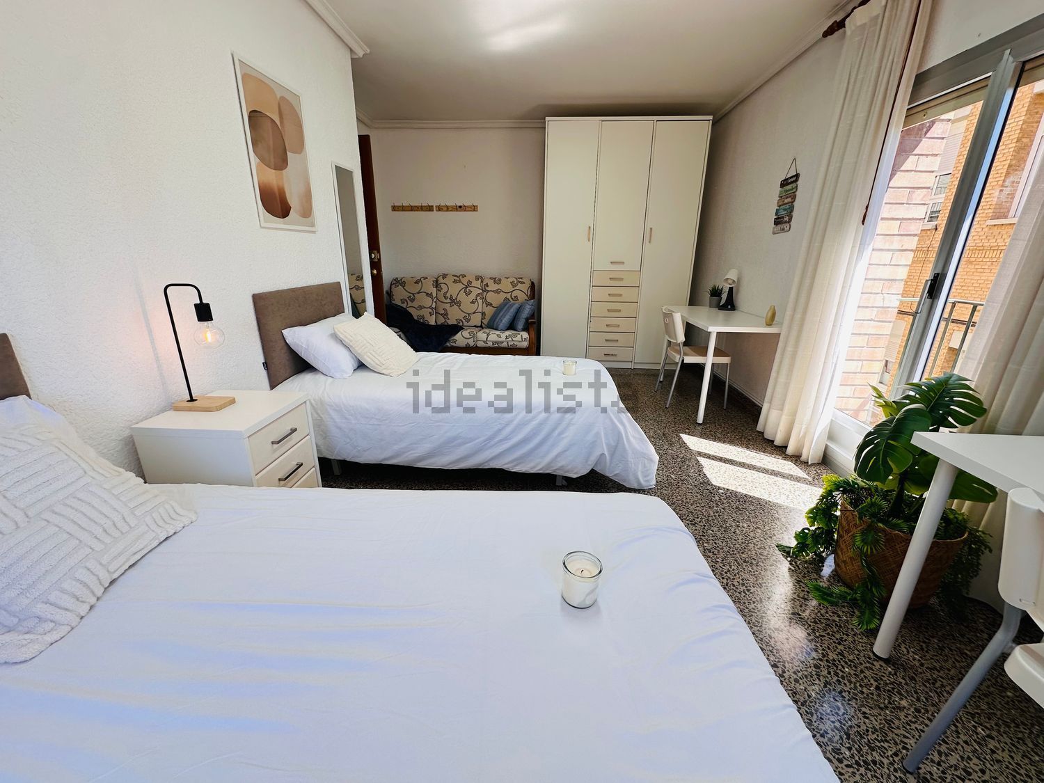 Habitació de lloguer, Osca
