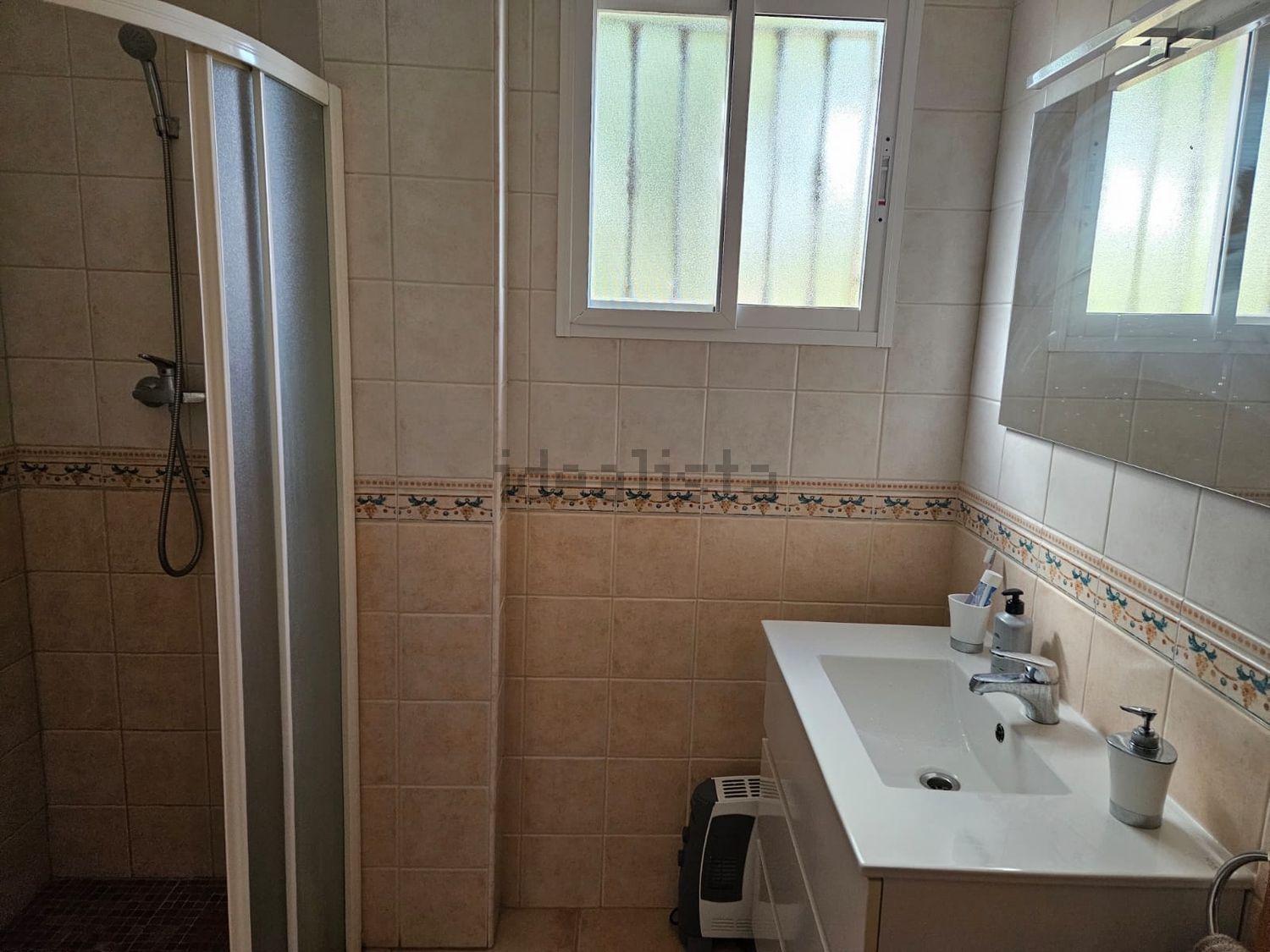 House 250 m² in Carlet
