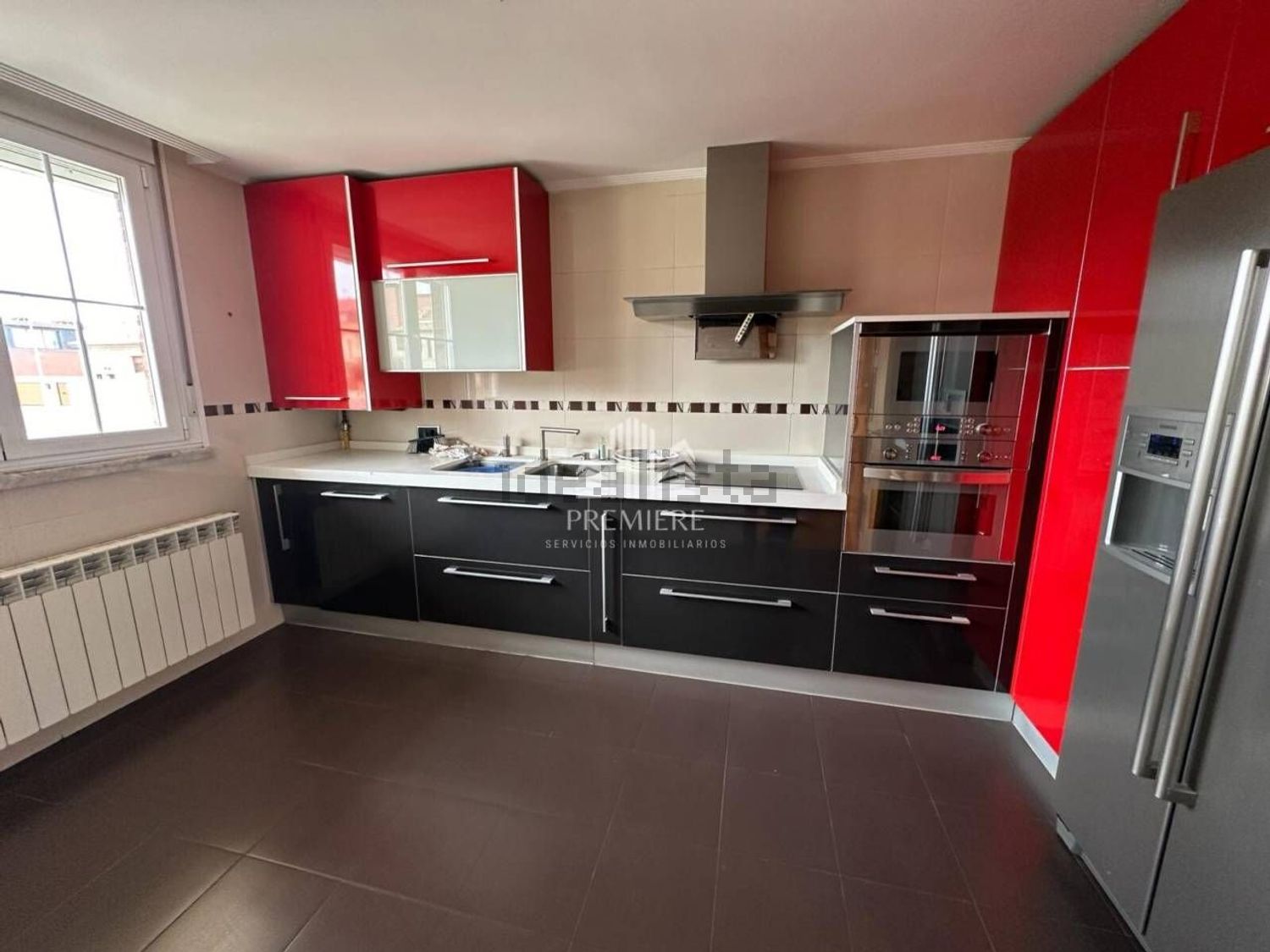 Casa 222 m² a Villares de la Reina