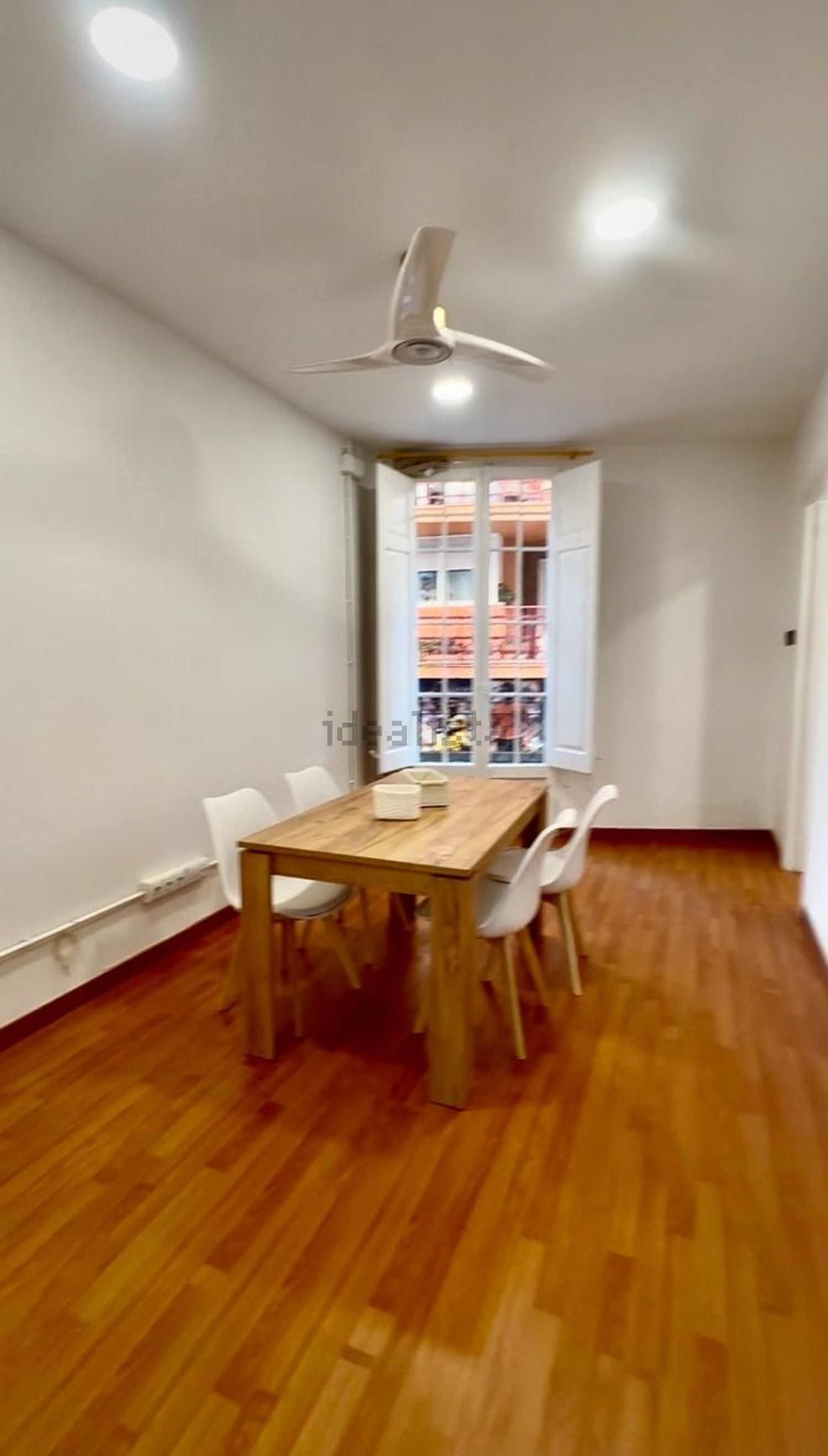 Quarto para alugar, Lérida