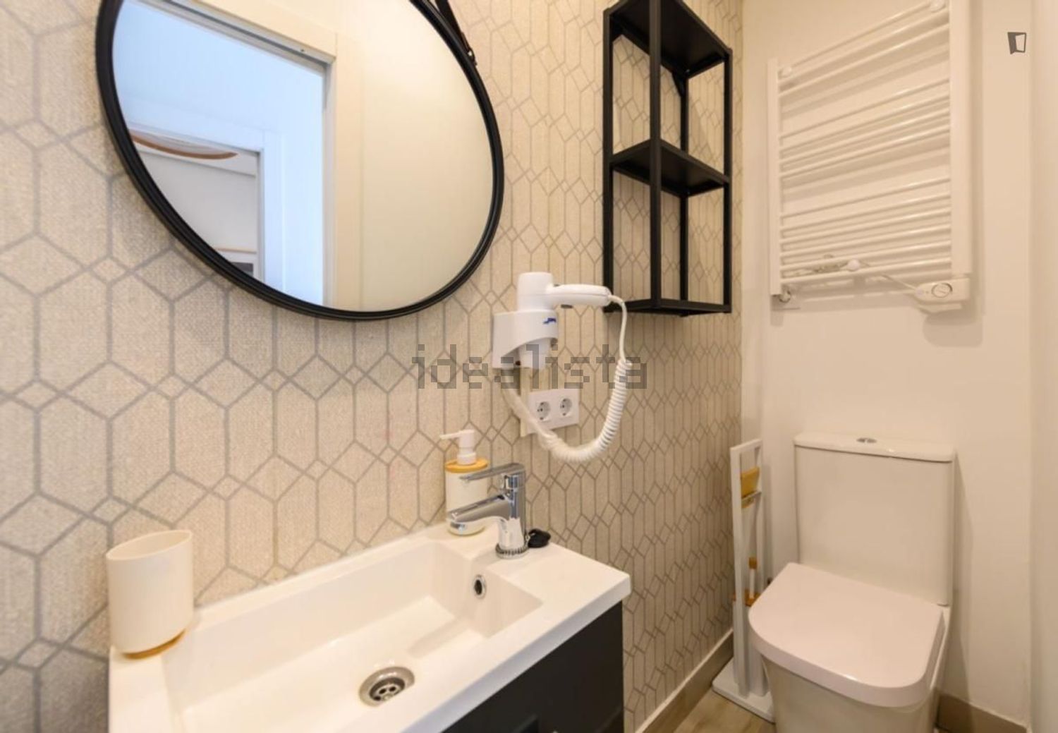 Habitació de lloguer, Madrid