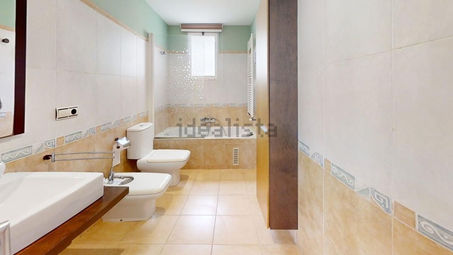 Piso de 115 m² en Benetússer
