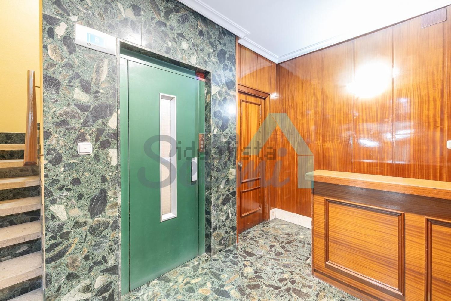 Pis de 68 m² a Oviedo