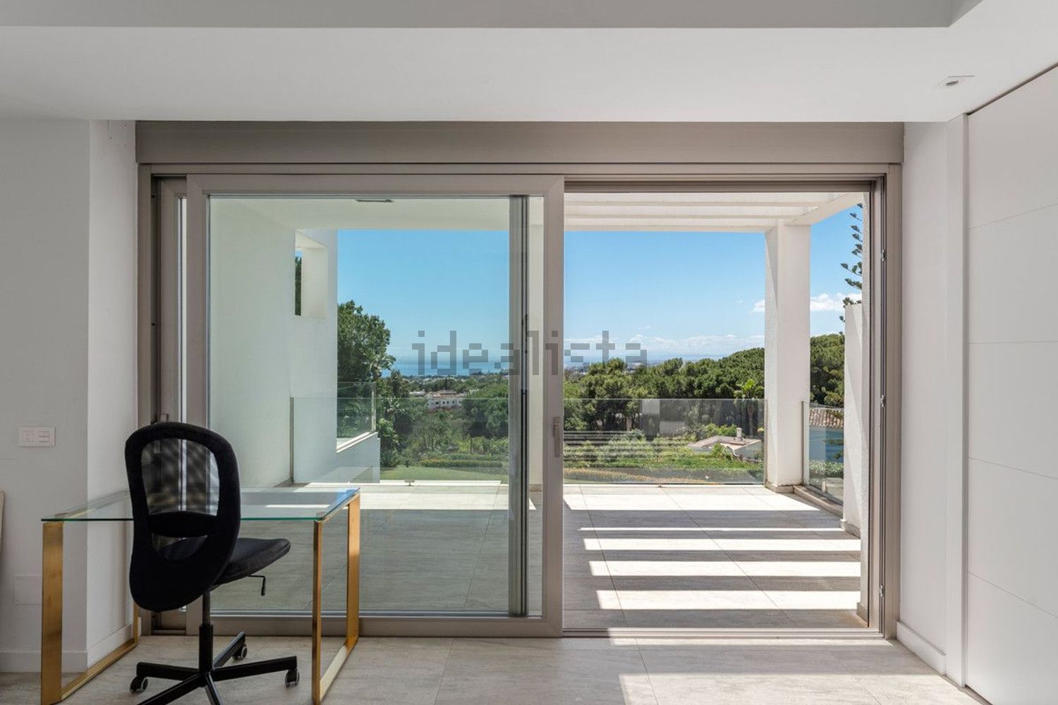 Haus 350 m² in Marbella