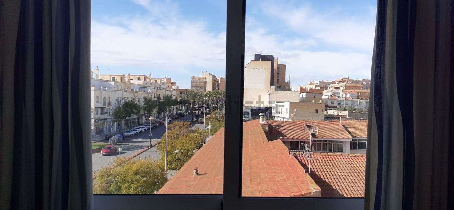 Pis de 80 m² a Roquetas de Mar