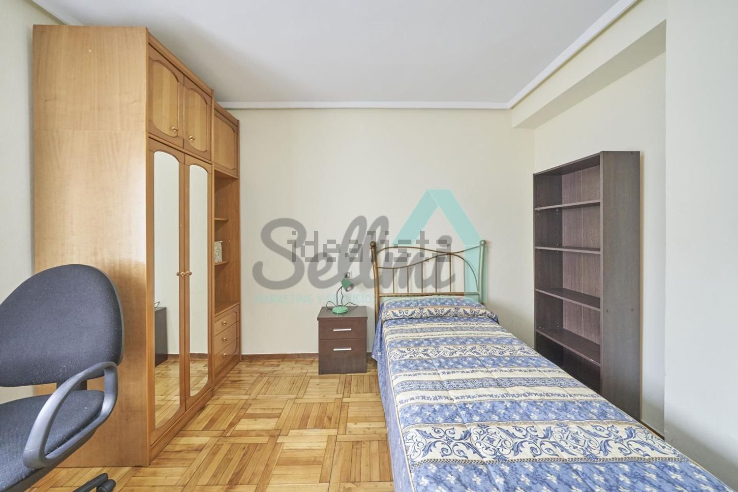 Pis de 82 m² a Oviedo