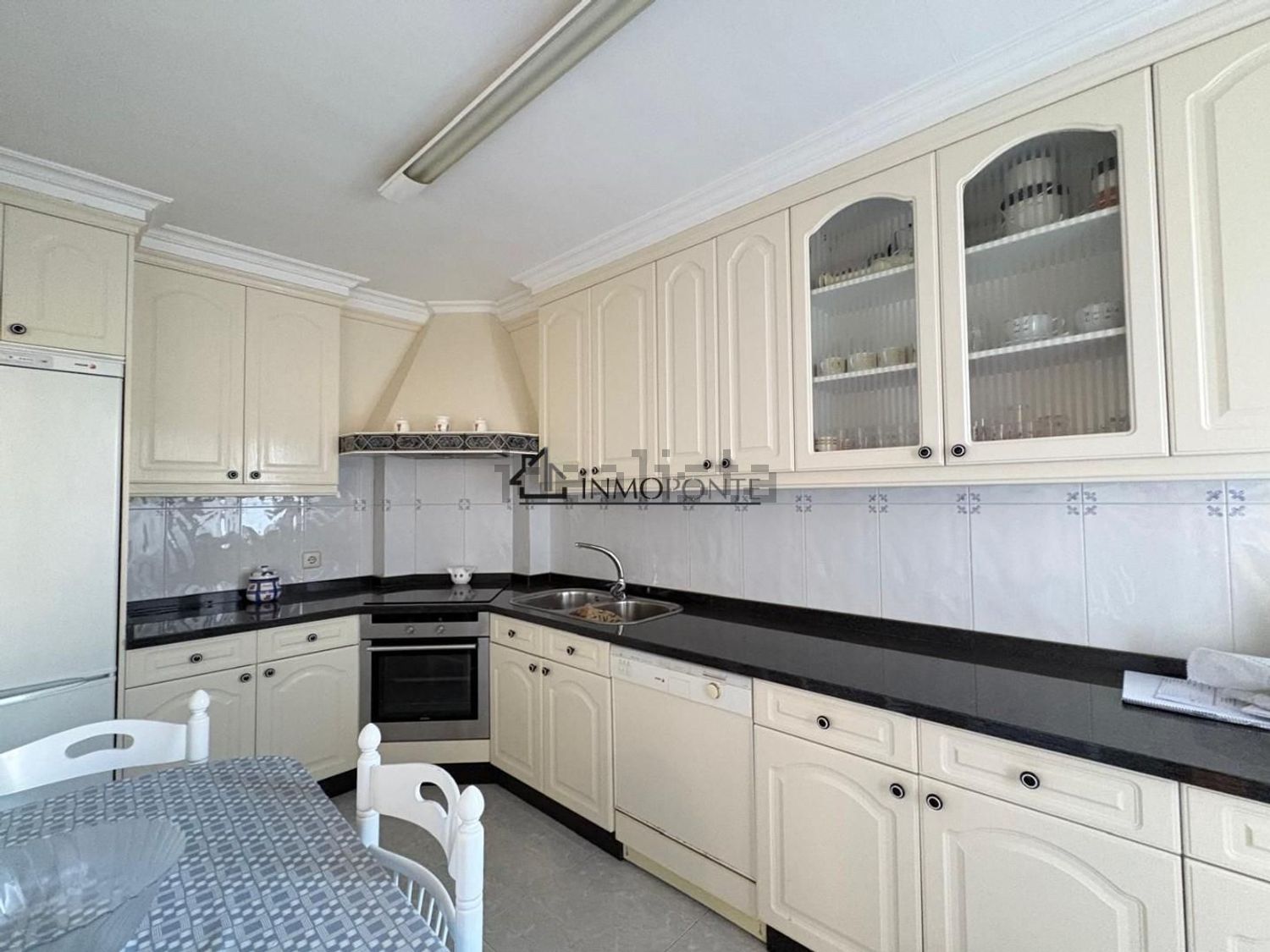 Flat 90 m² in Marín