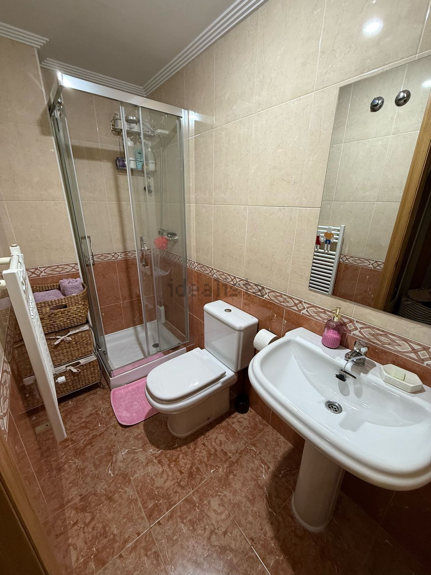 Habitació de lloguer, Lleó